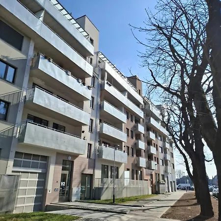 Santova *